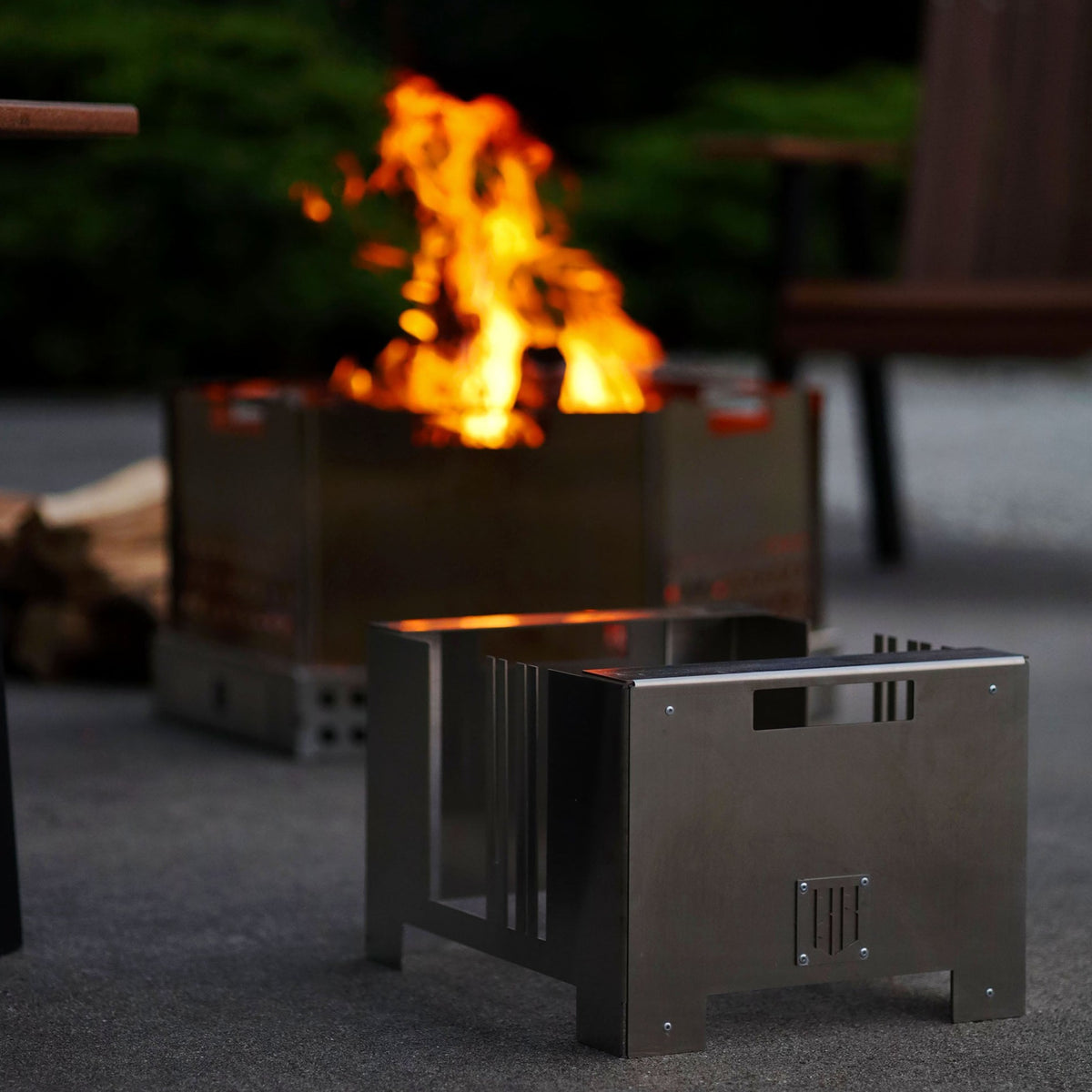 The 6 Series Smokeless Fire Pit Kit Holder